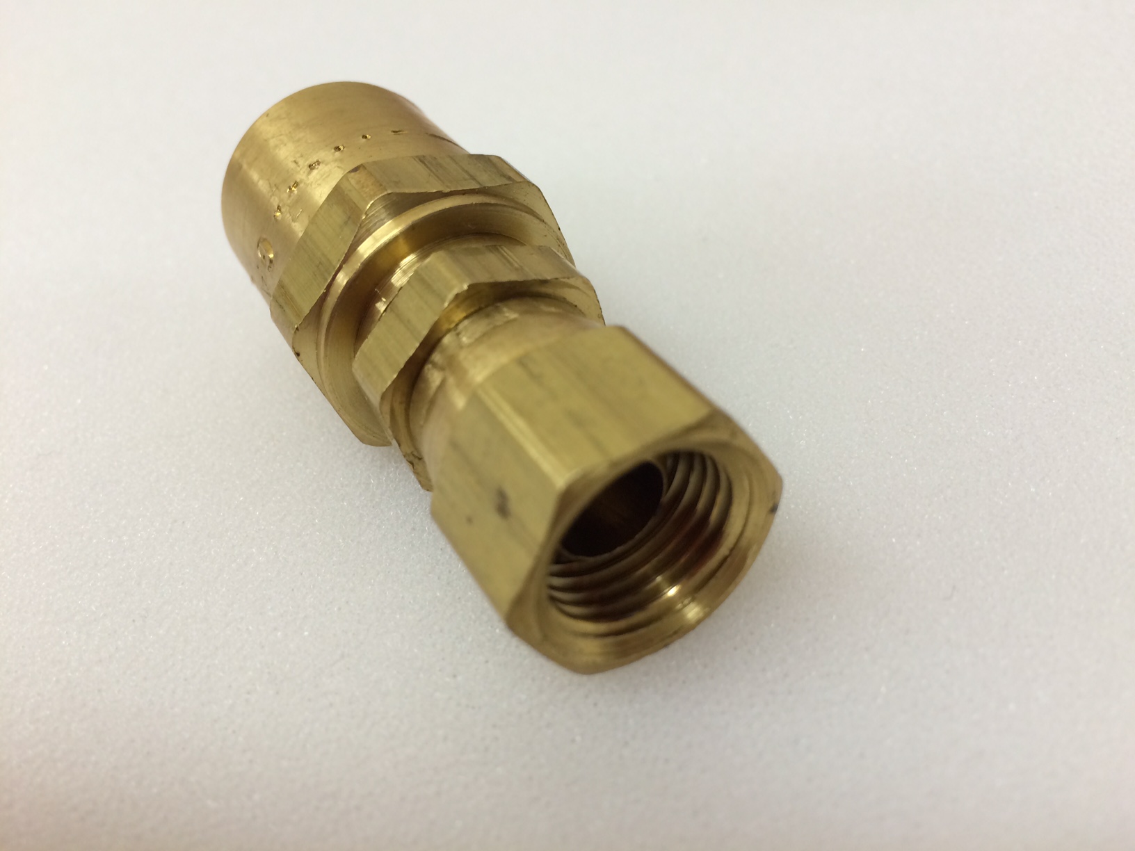 Reusable Fitting for GATES Hose 3/8'' x O2 375B Commercial Diving